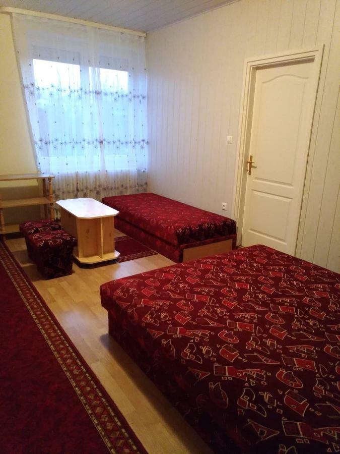 Nora Apartman Lejlighed Balatonfůzfő Eksteriør billede